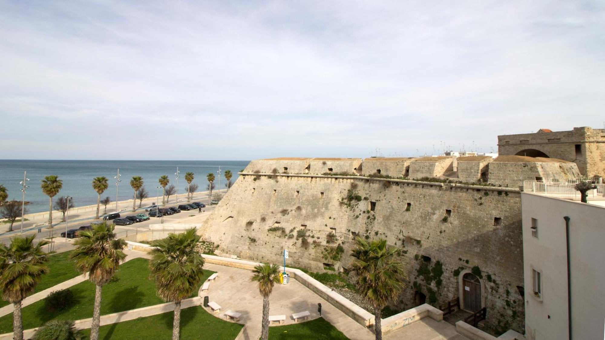 B&B Al Duomo Mola di Bari Exteriér fotografie